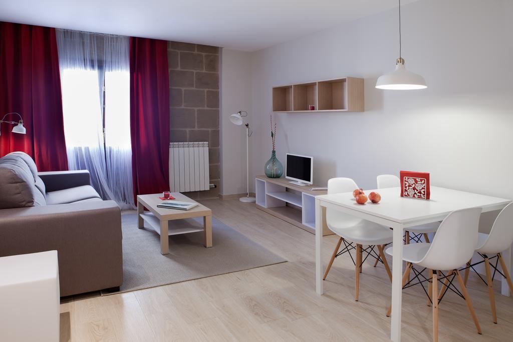 Apartamentos Turisticos Beethoven Аро Экстерьер фото